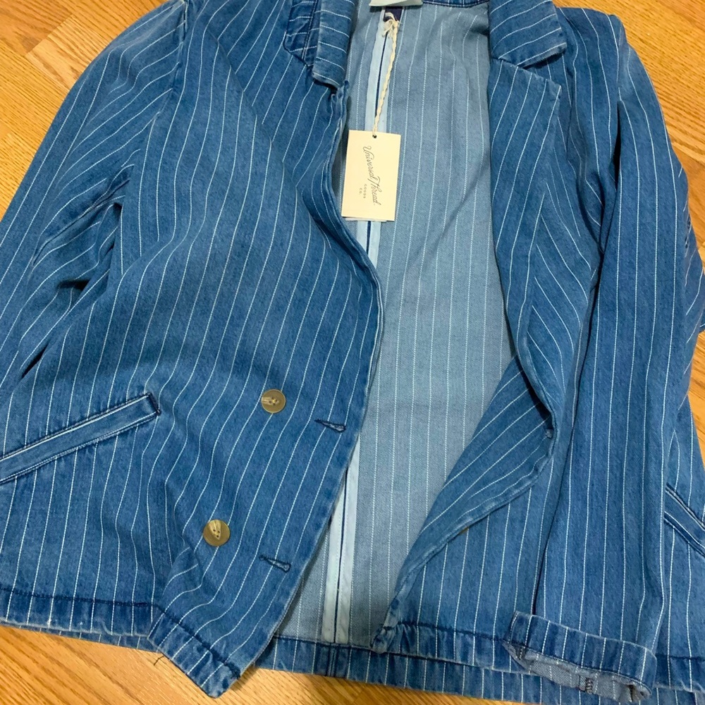 Brand New! Women’s Denim Stripped Blazer!